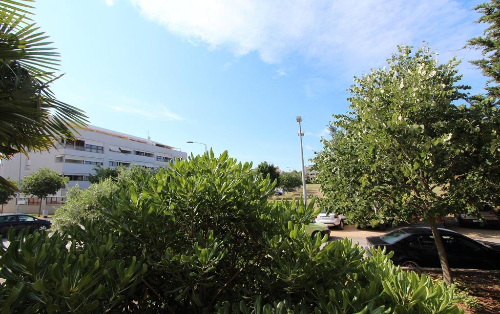 Apartment Vesna โรวีน ภายนอก รูปภาพ